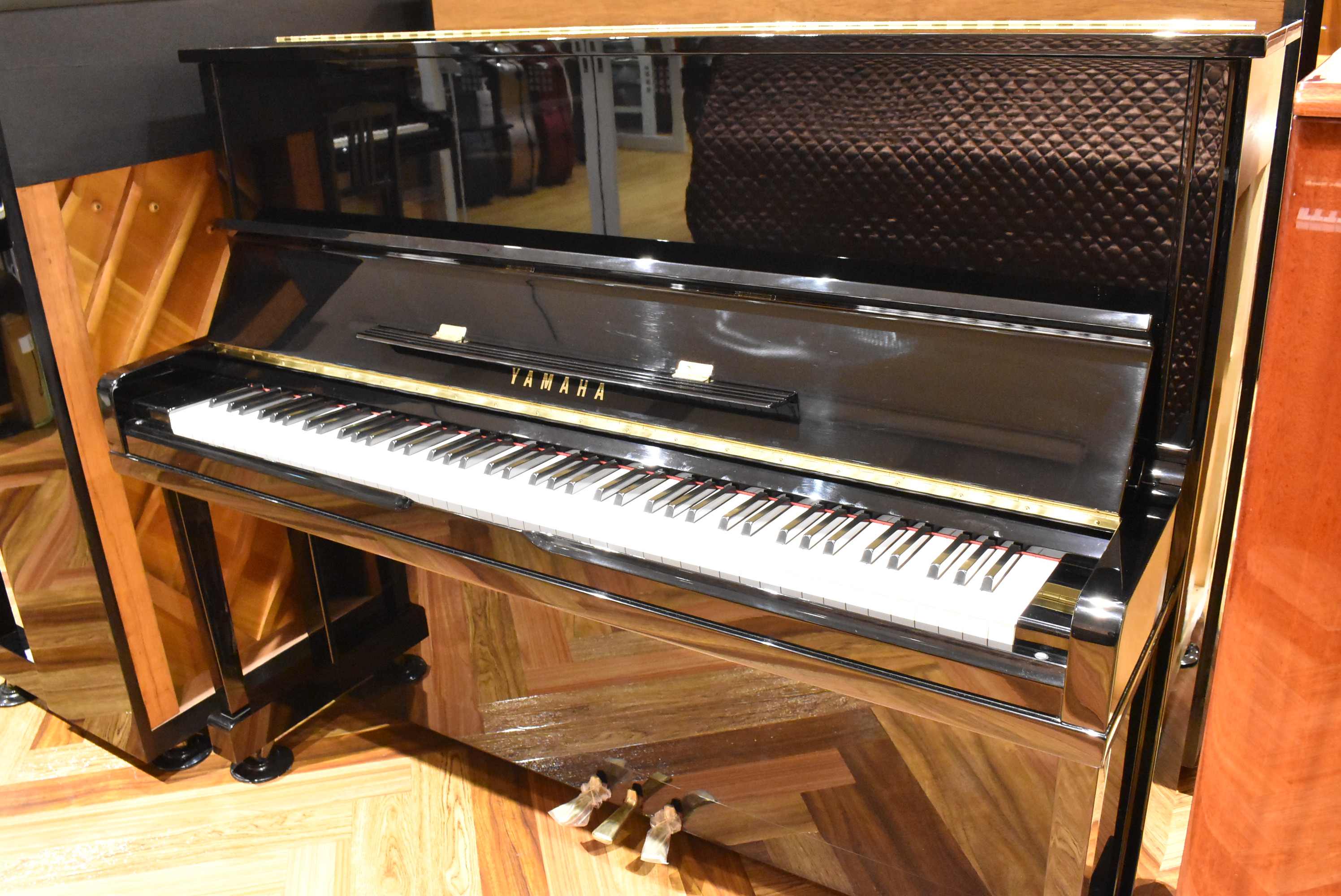 【展示アップライトピアノ紹介】中古アップライトピアノ ヤマハU10A(1992年製)