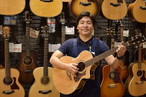 スタッフ写真 店長 坂田洋明