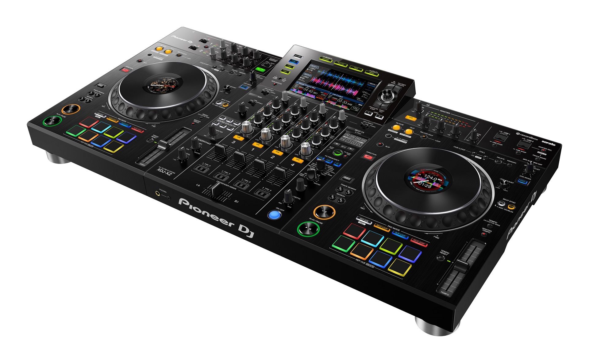Pioneer DJ ( パイオニア DJ)が、さまざまなシーンにおいてプロフェッショナルなDJ演奏環境を構築できるオールインワンDJシステムのフラッグシップモデル「XDJ-XZ」 「XDJ-XZ」は、2台のDJプレイヤーとミキサーが一体型になったオールインワンDJシステムです。DJシステムはDJコ […]