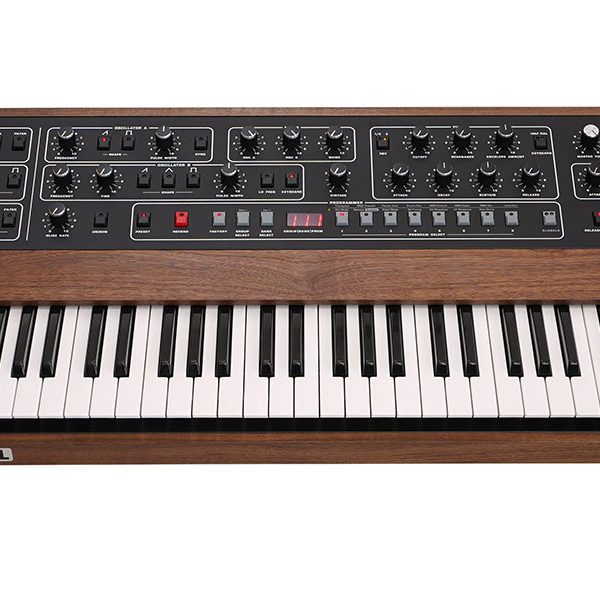 Prophet-5（在庫あり）<br />
（税込) ￥608,800 (税抜 ￥553,455)