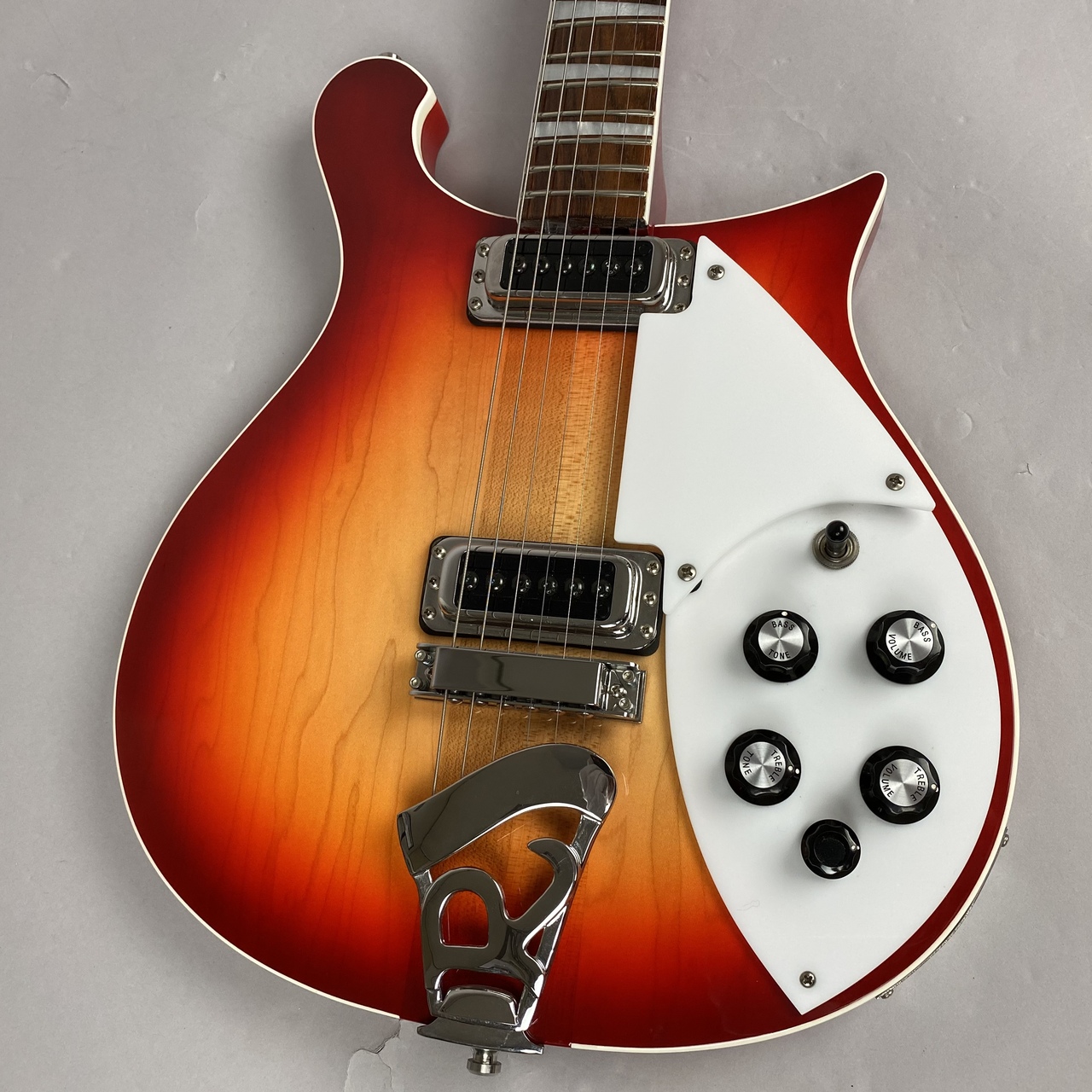 Rickenbacker 620 - FG(Fireglo)