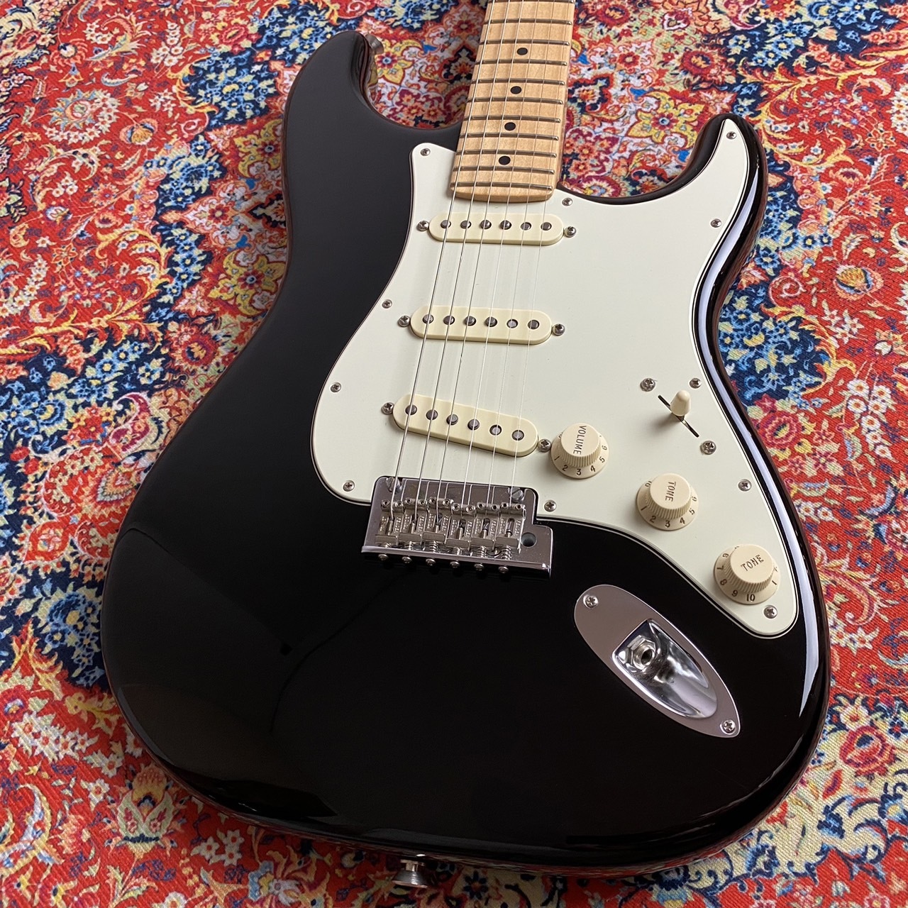 中古Fender American Professional Stratocaster - Black