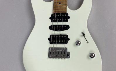Suhr(正規輸入品) Custom Modern Antique Rosted Alder Body Chambered Nickel frets – Olympic White【委託お預かり品】