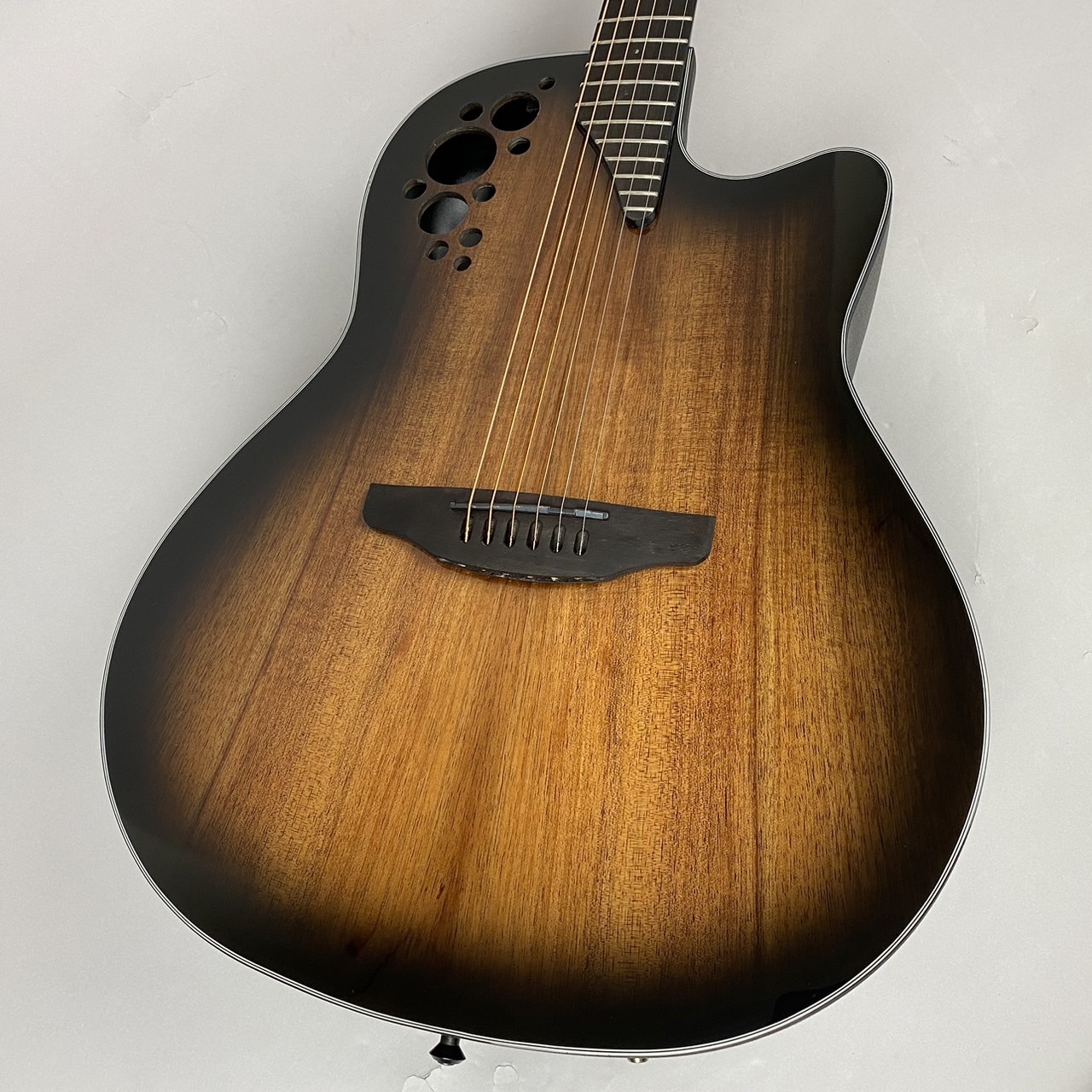 Ovation Celebrity 2023 Limited Editions CE44P-ABLKW【現物画像】