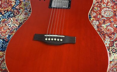 【委託お預かり品】Godin A6 Ultra High Gloss Red