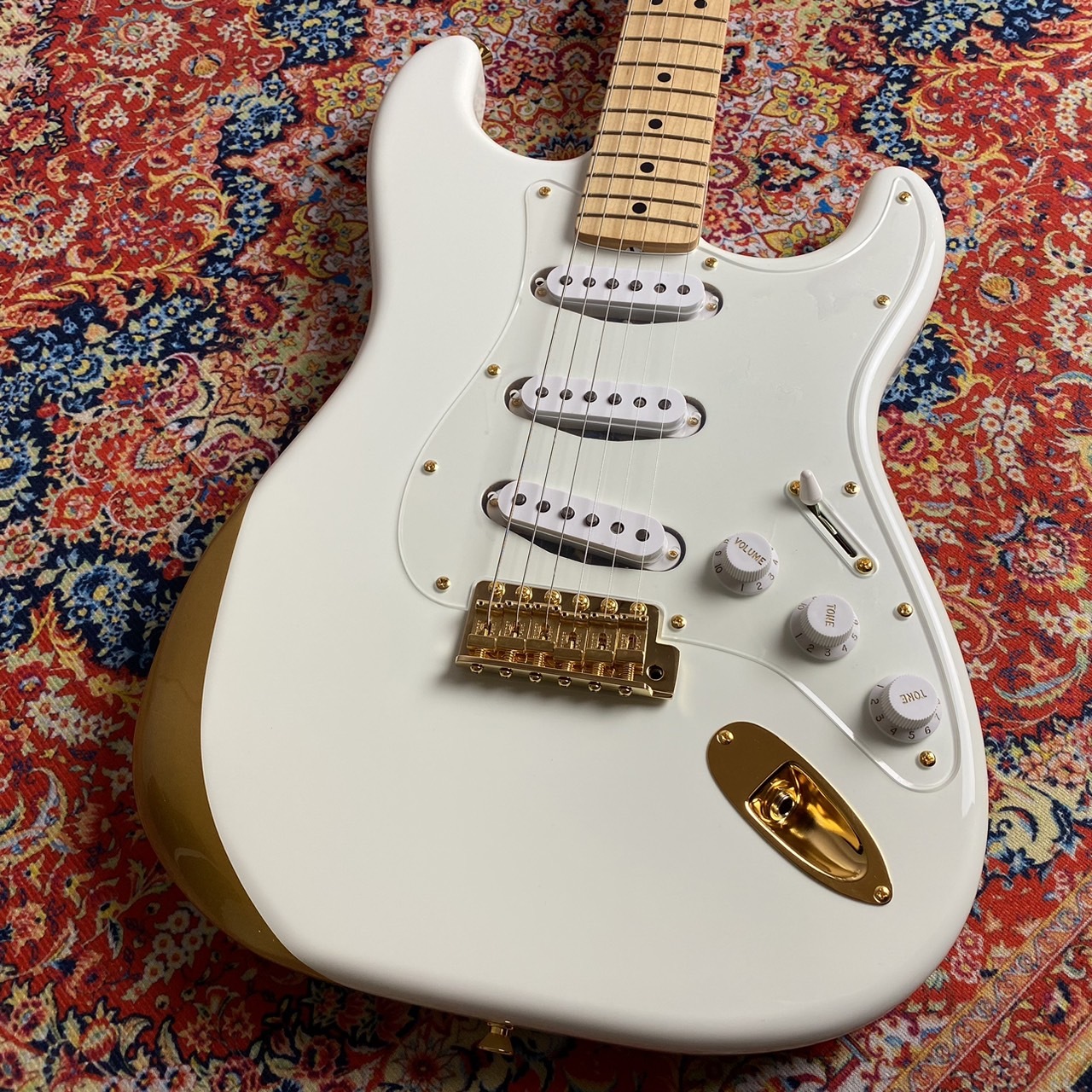 中古Fender Ken Stratocaste Experiment
