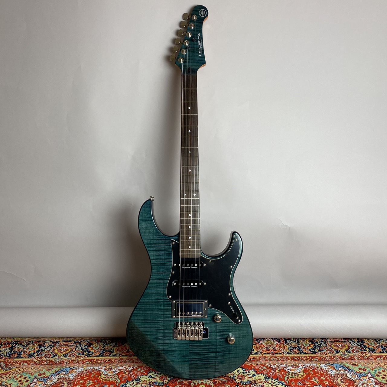この固体、杢目最高です。YAMAHA PACIFICA612VII FM (IDB:インディゴブルー)