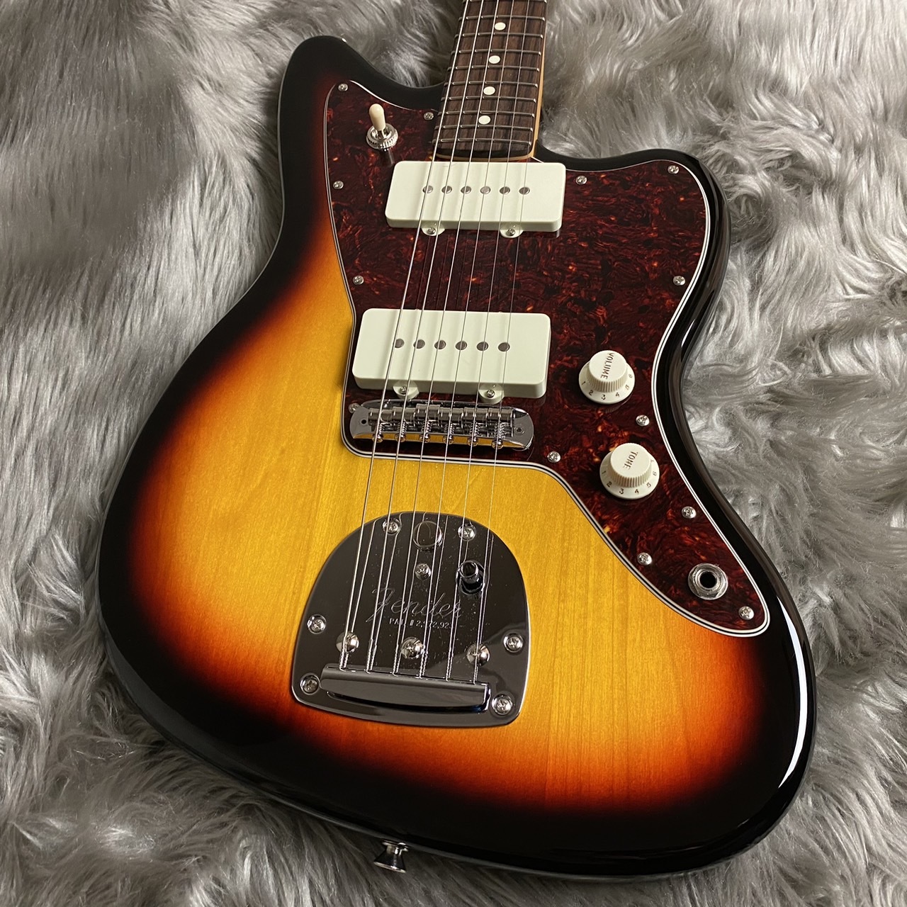 中古Fender Made in Japan Junior Collection Jazzmaster Rosewood Fingerboard -3-Color Sunburst【現物画像】