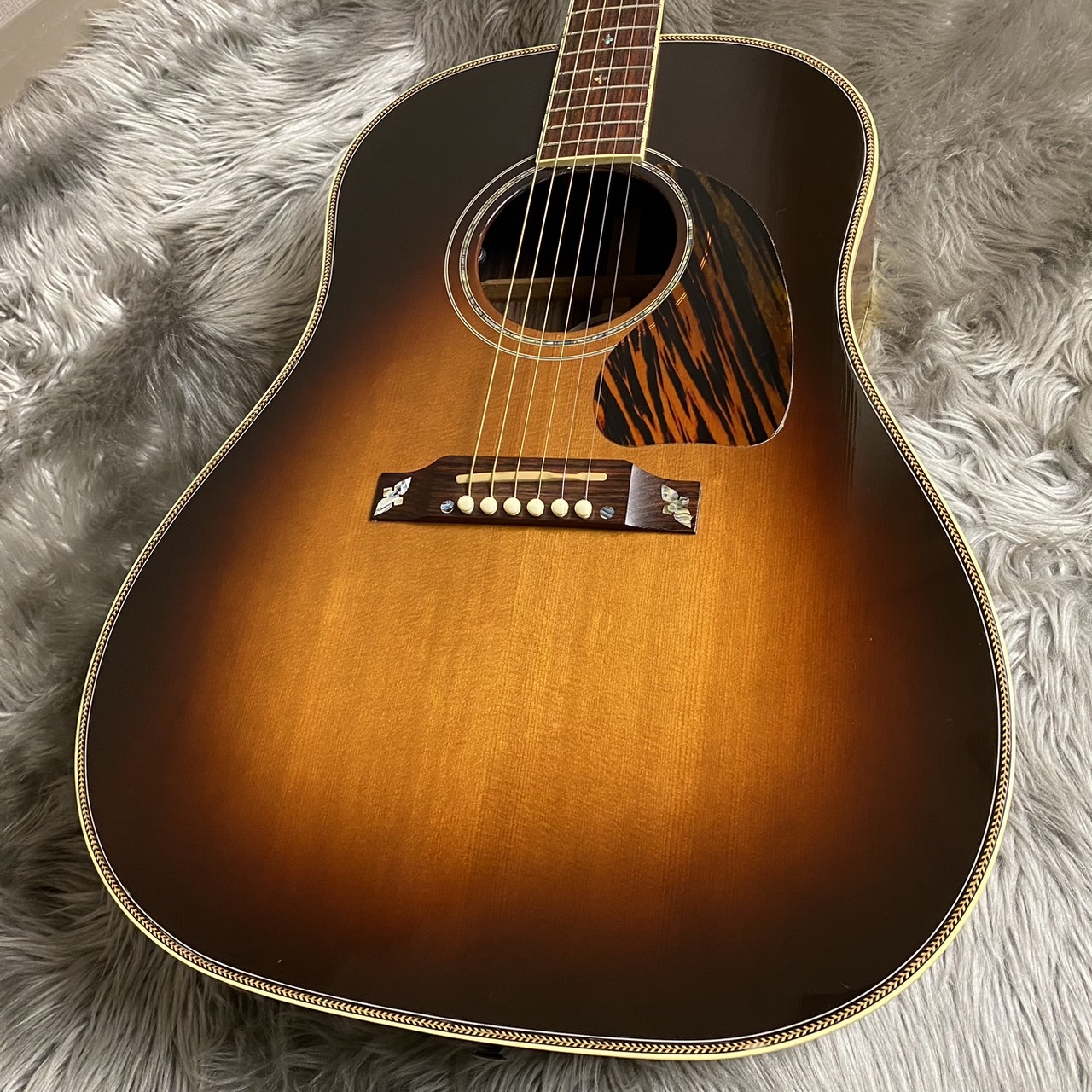 中古Gibson J-45 Custom 【2014年製】