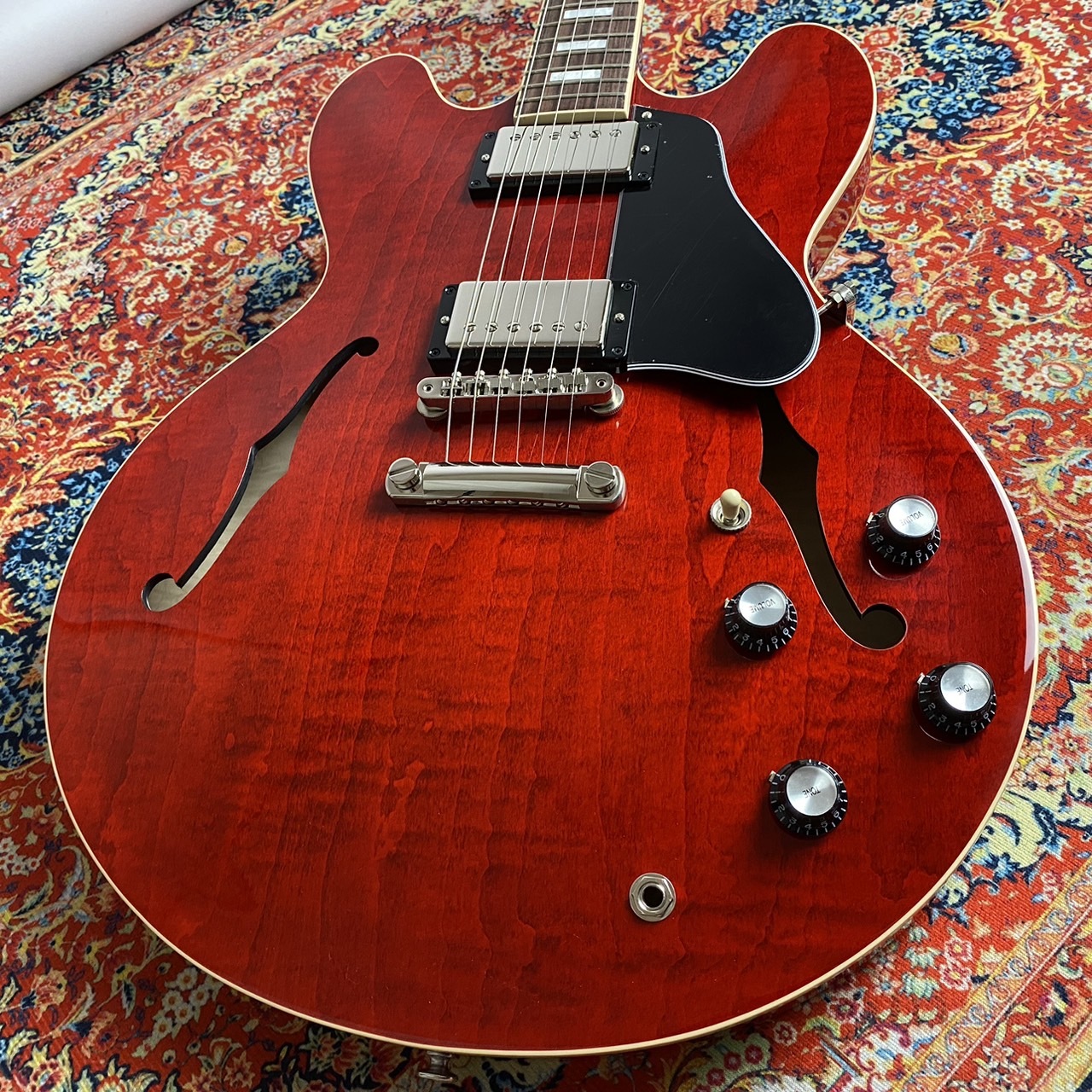 GibsonES-335 Figured - Sixties Cherry