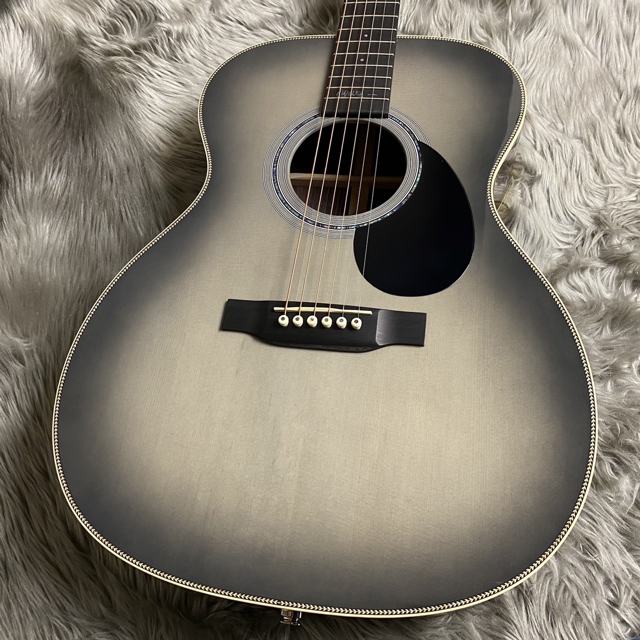 Martin OMJM John Mayer 20th Anniversary【現物画像】【未展示品】【次回入荷無し】