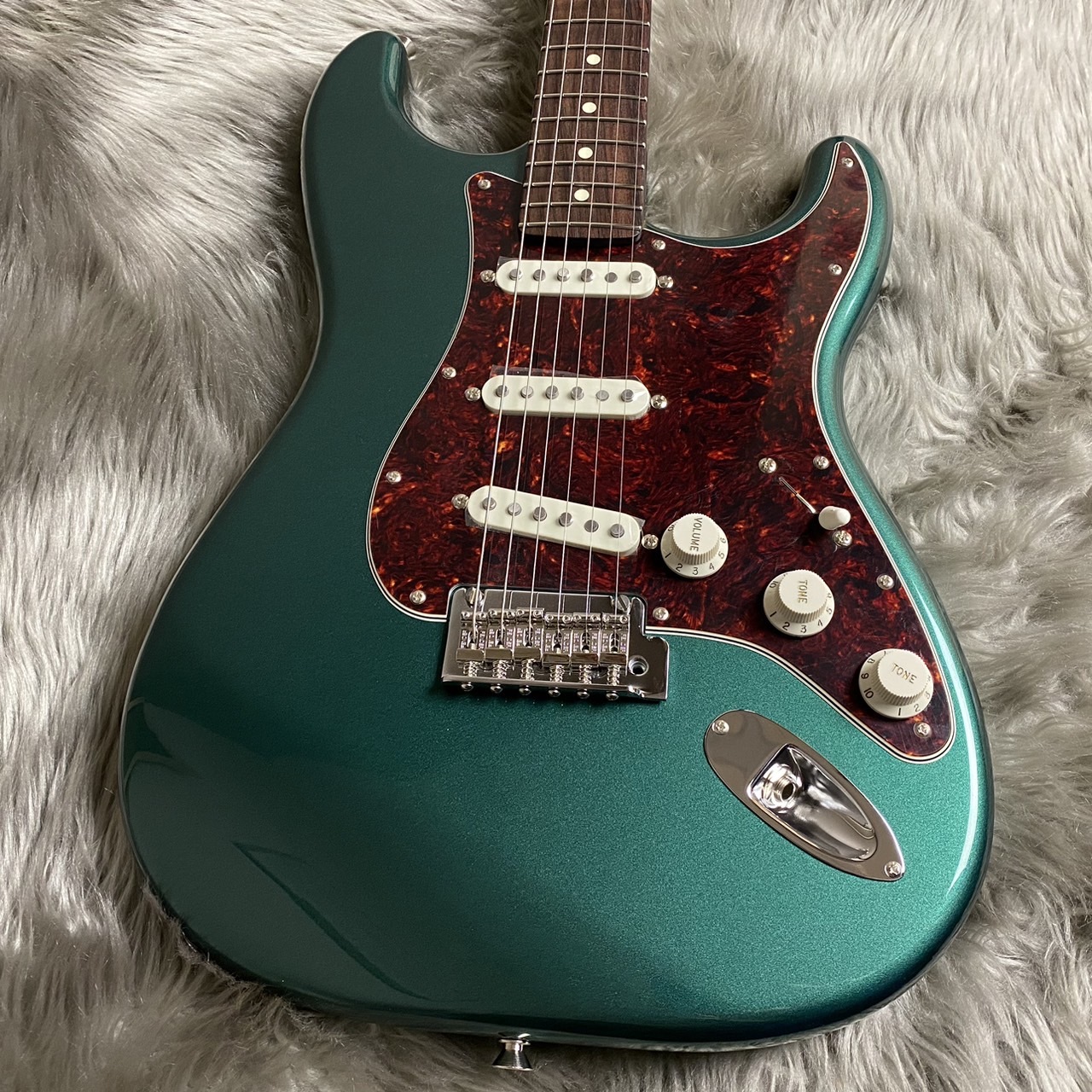 FenderMade In Japan Hybrid II Stratocaster - Sherwood Green Metallic