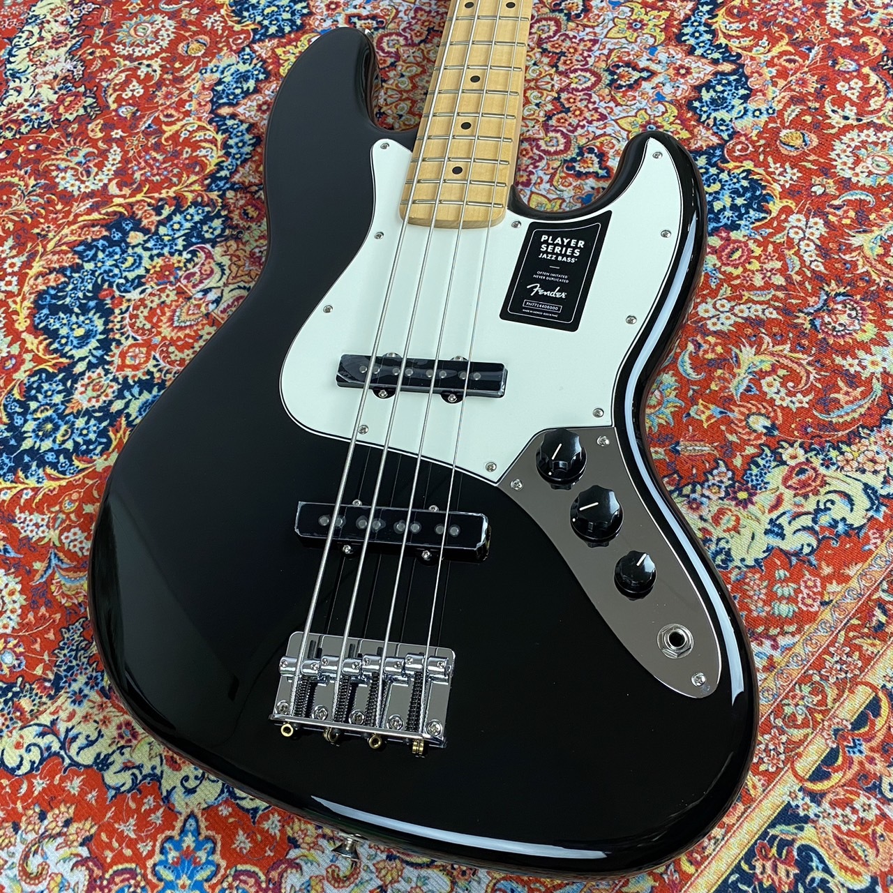 FenderPlayer Jazz Bass, Maple Fingerboard - Black
