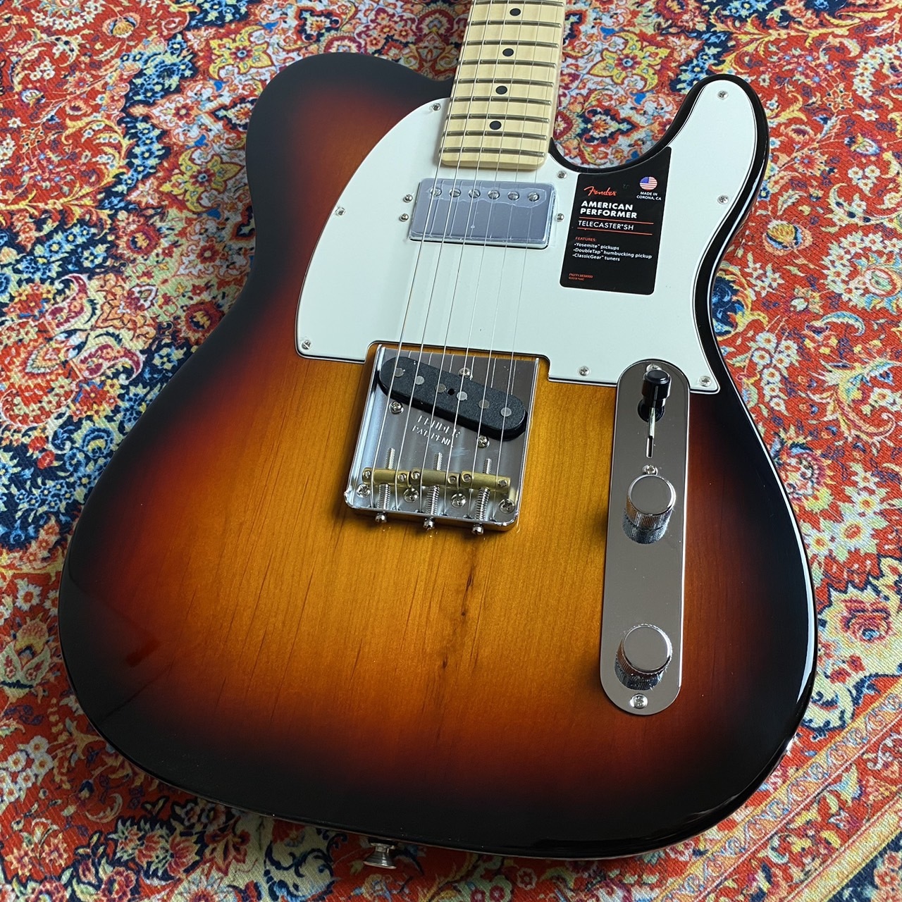 Fender American Performer Telecaster with Humbucking Maple Fingerboard -3-Color Sunburst