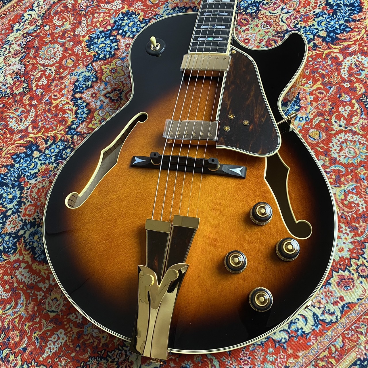 Ibanez Brown Sunburst [George Benson Signature Model] 