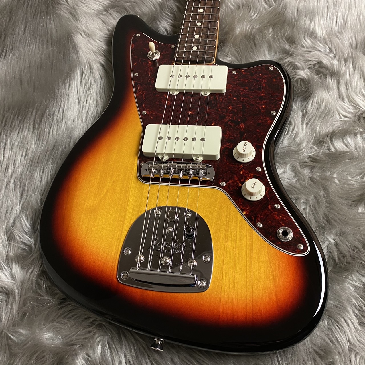 Fender Made in Japan Junior Collection Jazzmaster Rosewood Fingerboard -3-Color Sunburst
