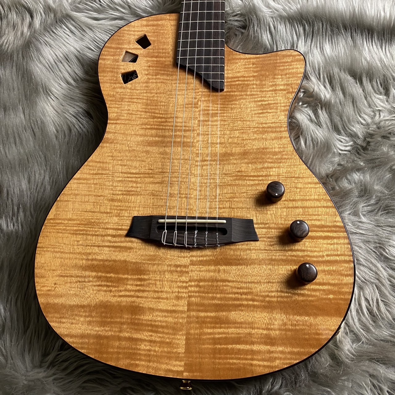 Cordoba Stage Guitar -Natural Amber エレガット 【木目良】【現物画像】