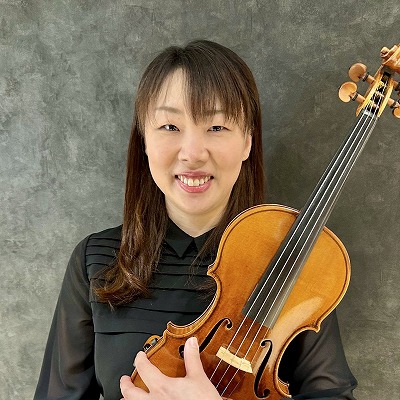 ヴァイオリン教室 金曜日開講吉田 麻衣子(よしだ まいこ)先生