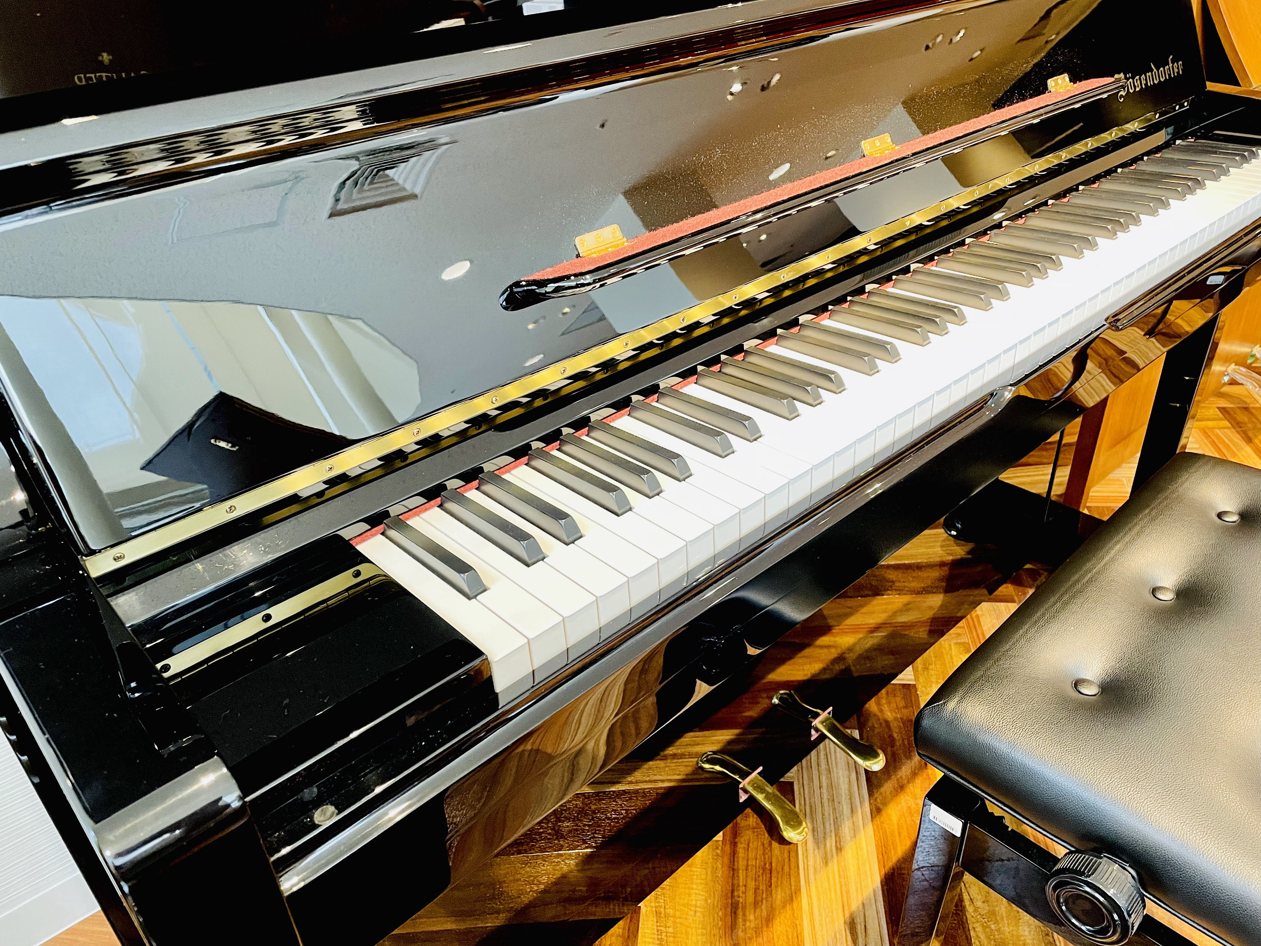 Bösendorfer(ベーゼンドルファー)130(中古)