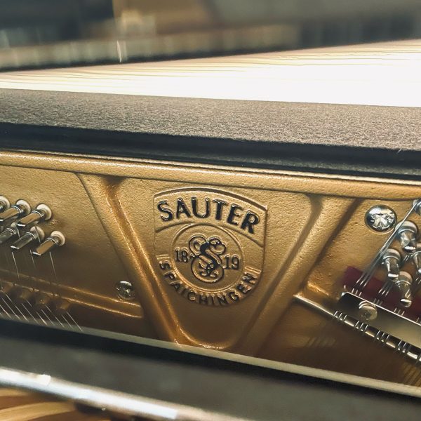 フレームにはSAUTERの刻印