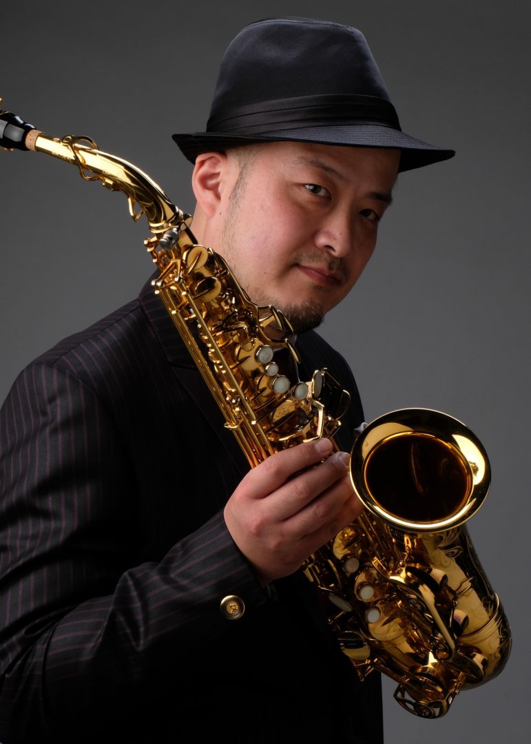 井出慎二 (Shinji Ide)