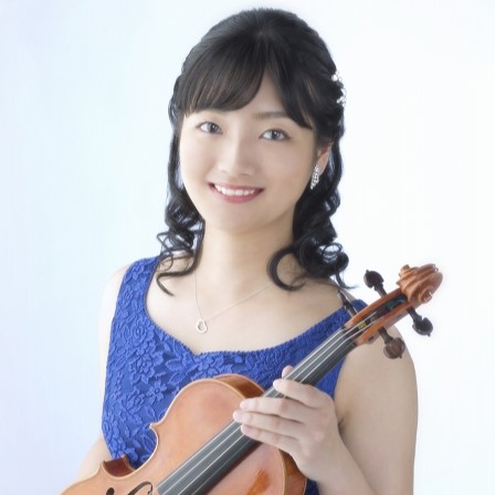 CONTENTSプロフィール講師へのインタビュー演奏動画お申し込み・お問い合わせプロフィール 講師へのインタビュー スタッフ：好きな・得意なジャンルはなんですか？ 白水：クラシックが専門ですが、音楽活動において童謡やポップスを演奏する機会も多いため様々なジャンルを好んでいます。 スタッフ：どのような […]