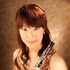 CONTENTSプロフィール講師へのインタビューお申し込み・お問い合わせプロフィール 講師へのインタビュー スタッフ：好きな・得意な演奏ジャンルはなんですか？ 田中：クラシックが得意です。 スタッフ：オーボエの魅力を教えてください。 田中：オーボエは演奏する人によって音色の違いや個性をしっかりと出し […]