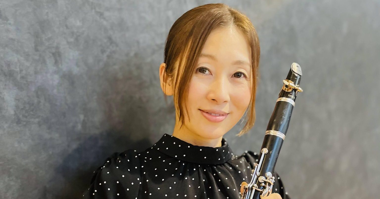 CONTENTSプロフィールインストラクターからのコメントレッスン内容お申し込み・お問い合わせプロフィール インストラクターからのコメント クラリネットは、人の声に似た優しい音色の楽器です。さわってみたい！吹いてみたい！昔やっていた！など生徒様、お一人お一人の気持ちに寄り添ってレッスンをしております […]