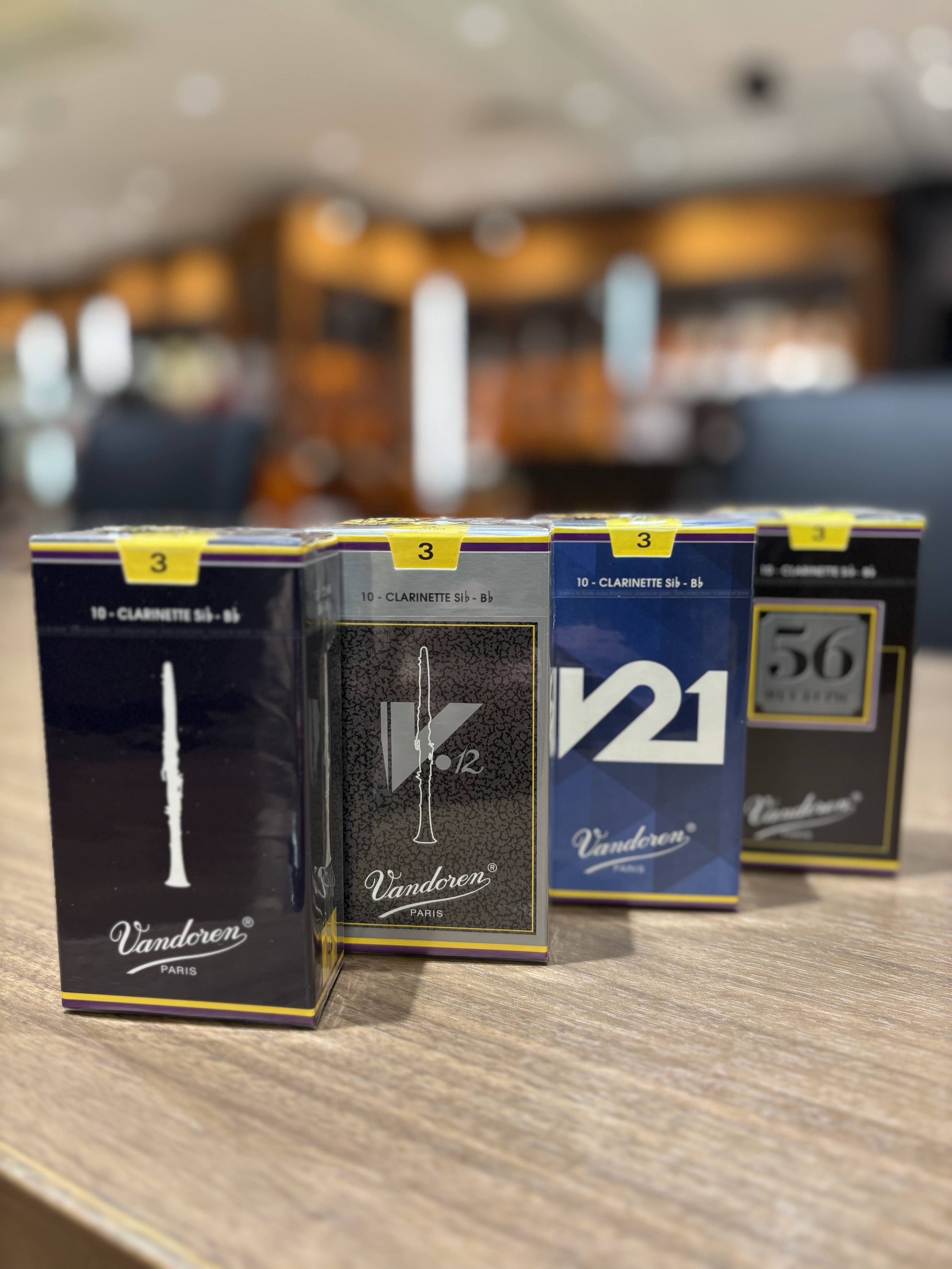 CONTENTSクラリネット奏者にとってリード選びは一番大事！トラディショナル（Traditional, Blue Box）V12V2156 ルピック（56 Rue Lepic）クラリネットレッスン会員募集中クラリネット奏者にとってリード選びは一番大事！ クラリネットを演奏するにあたって、リードは無 […]