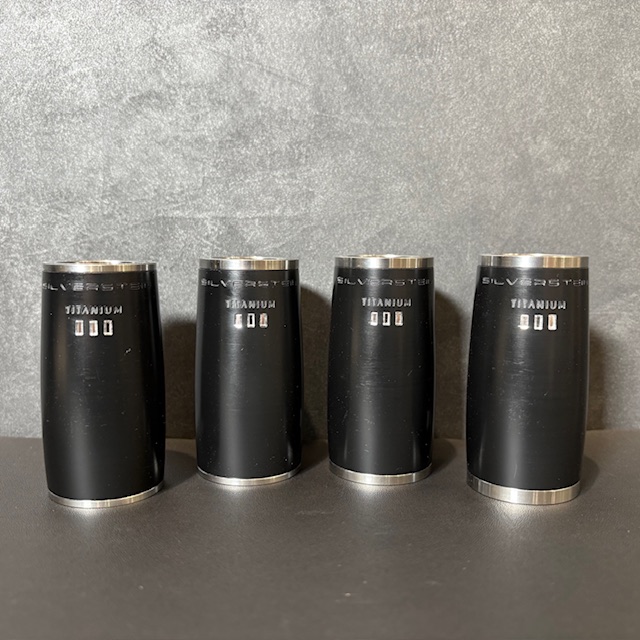 CONTENTSSILVERSTEIN(シルバースタイン)世界初のチタニウム製バレル！試奏ご予約承っておりますお問合せSILVERSTEIN(シルバースタイン) 革新的なアイデアでプロサックス奏者・プロクラリネット奏者から多くの支持を集めている、リガチャーやマウスピース、リードなどサックスやクラリネ […]