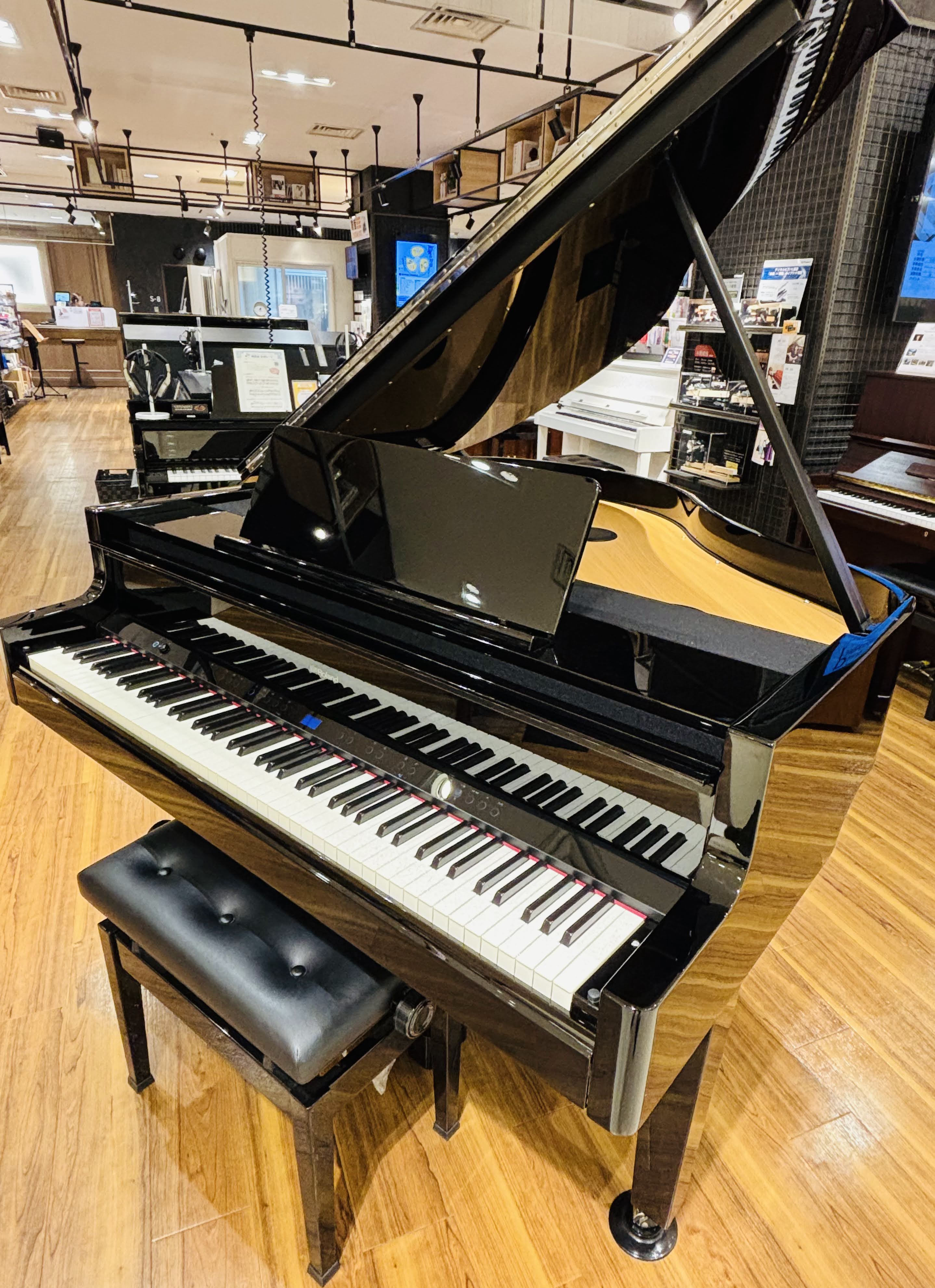 こんにちは ピアノ上級アドバイザー／電子ピアノ担当の藤原です。 岩田屋福岡店では九州内で唯一、Rolandの電子ピアノのGP-3、GP-9Mを展示しております。今回はこちらの2台をご紹介いたします♪ CONTENTSGPシリーズとは？展示機種のご紹介実際に弾いてみたお問い合わせGPシリーズとは？ 新 […]