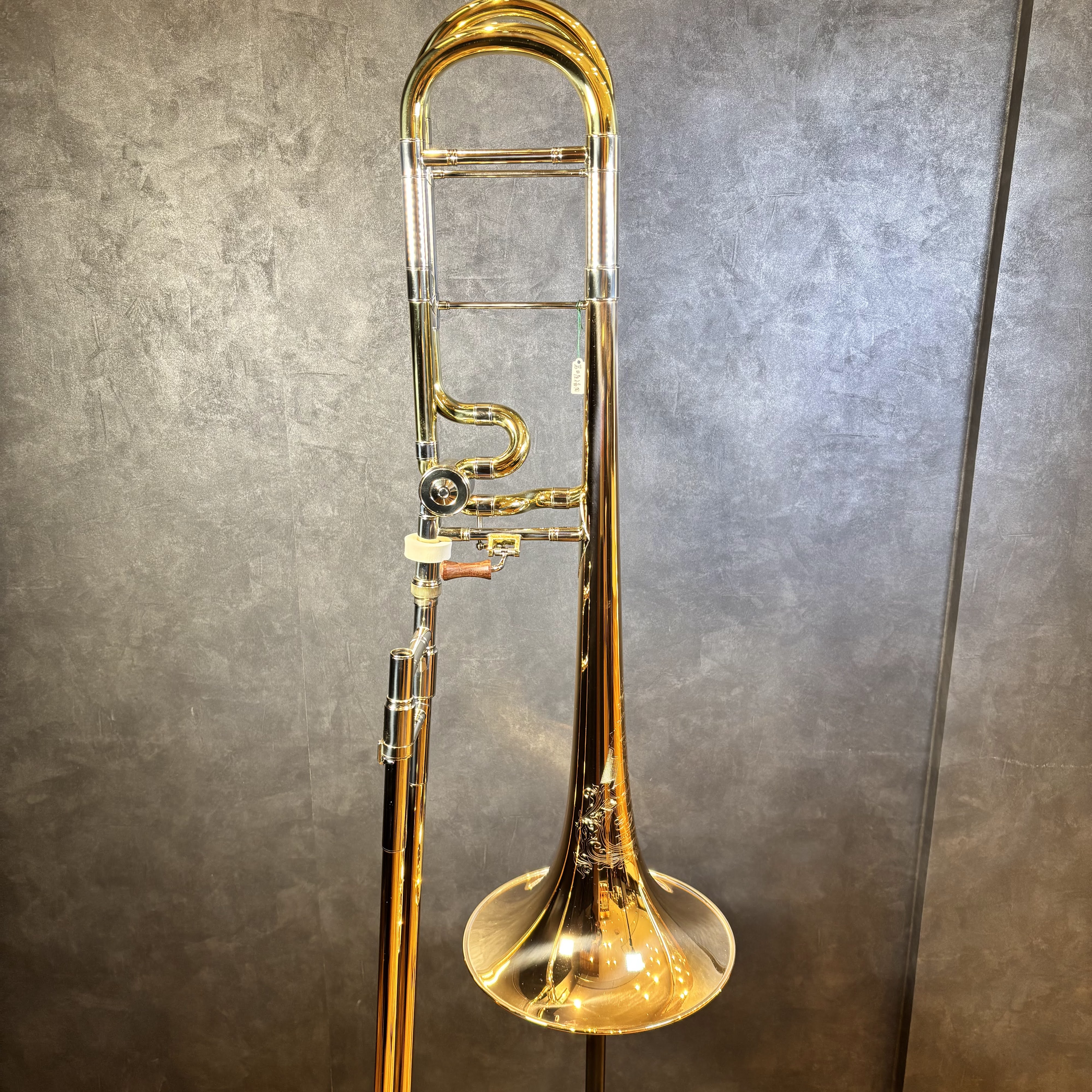 CONN（コーン）※傷有特価品88HNV