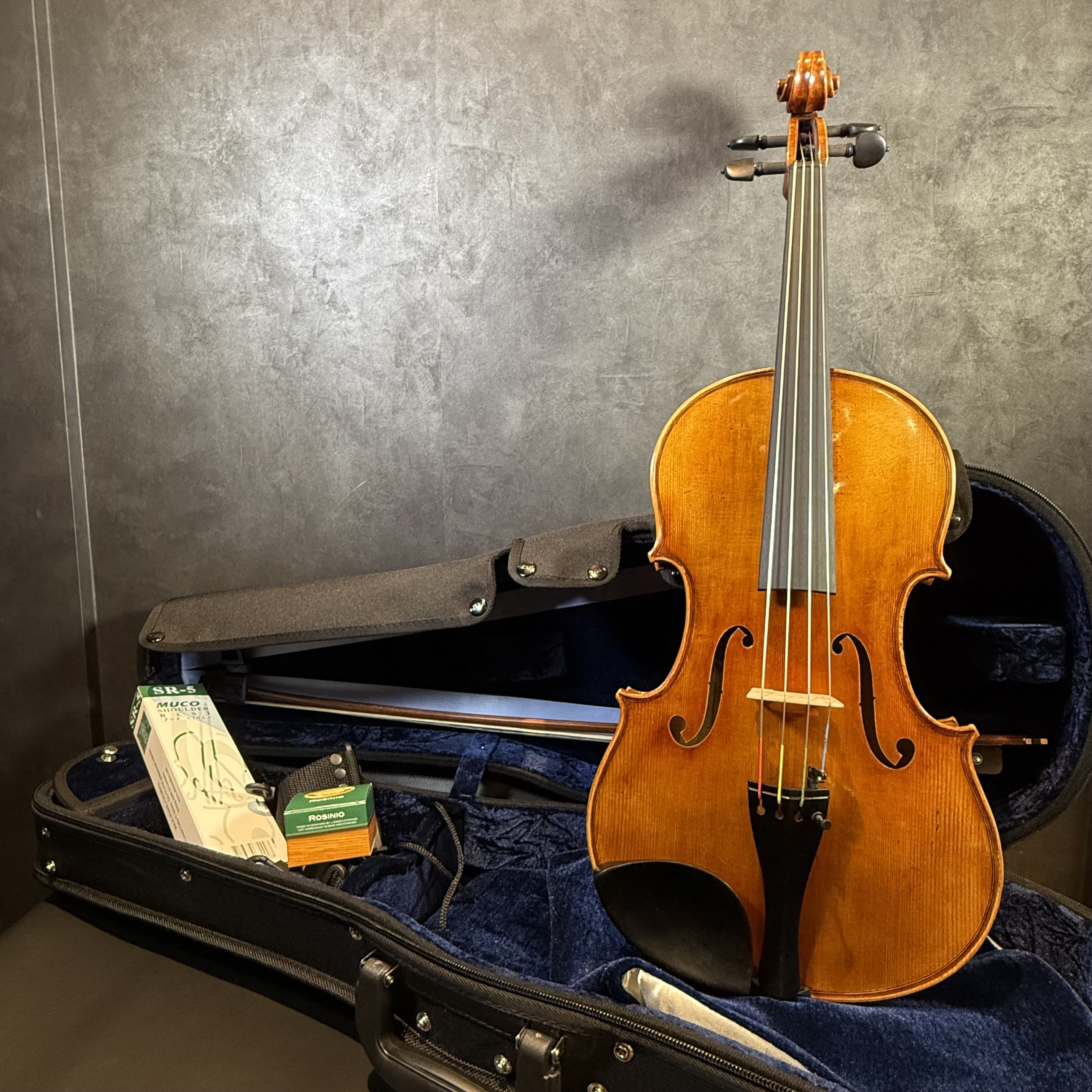 CONTENTSGEWA ビオラセット 39.5cmリペアマンによる安心のアフターサポート弦楽器アドバイザーが楽器選びをサポートお問い合わせGEWA ビオラセット 39.5cm リペアマンによる安心のアフターサポート 岩田屋福岡店の弦楽器は入荷検品・納品検品、技術者糟谷がしっかり対応致します。 弦楽 [&hellip;]