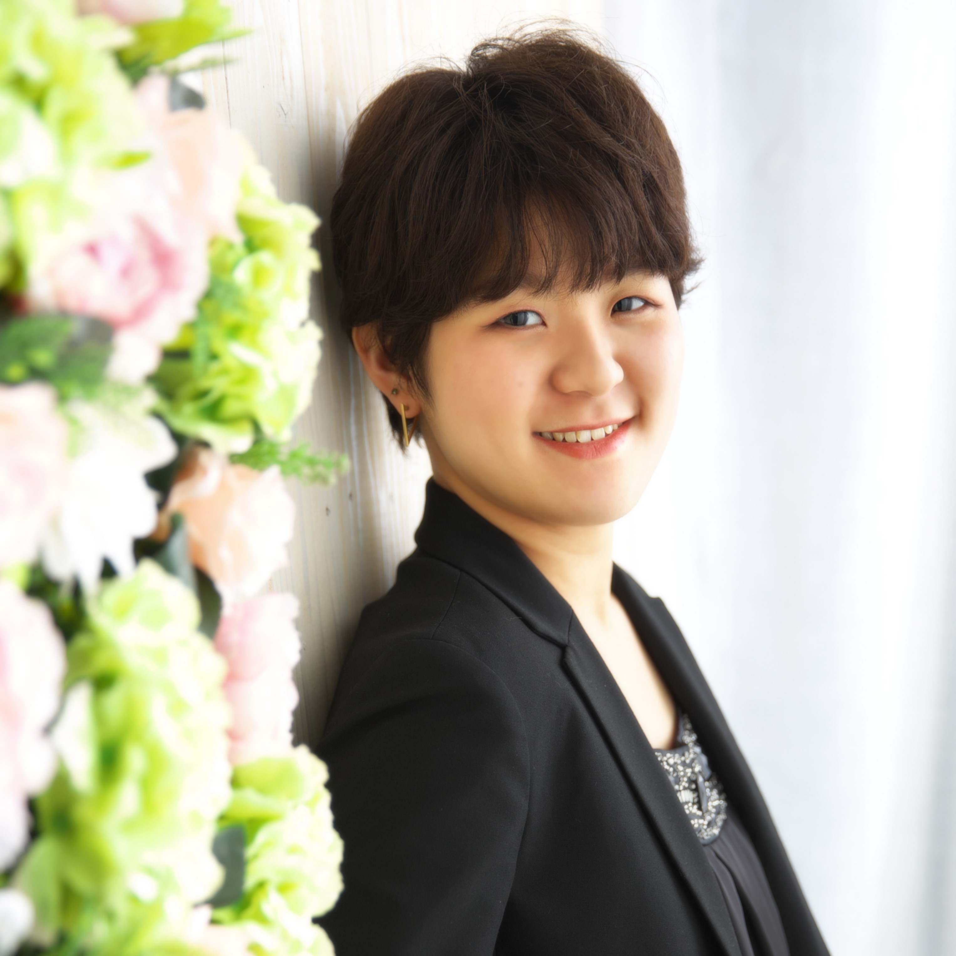 CONTENTSプロフィールインストラクターからのコメントレッスン内容お申し込み・お問い合わせプロフィール インストラクターからのコメント こんにちは。ピアノインストラクターの中島です!基礎から丁寧に学びたい方はもちろん、趣味で楽しみたい方、音大受験を目指す方まで、一人ひとりの目標に合わせて幅広くレ [&hellip;]