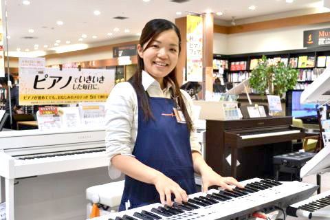 スタッフ写真 西澤