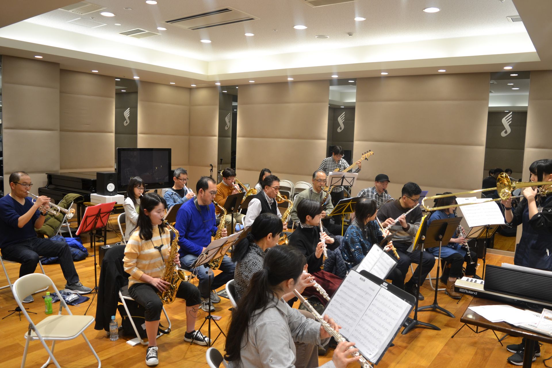 [https://www.shimamura.co.jp/shop/funabashi/instructor/20171122/342::title=] *第9回みなふな管楽器アンサンブル開催いたしました！ こんにちは。南船橋店の浅井です。]]今月の練習は月2回！]]1月26日（土）に、第9回みなふ […]