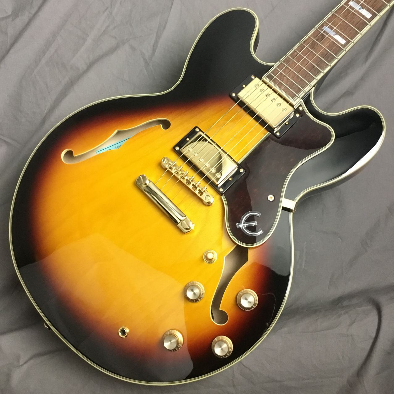 世代を超えて愛される名機を現代風にリメイクEpiphone SHERATON II PRO-VS