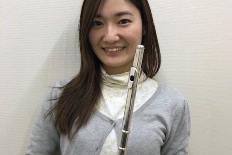 スタッフ写真 フルートインストラクター 磯辺