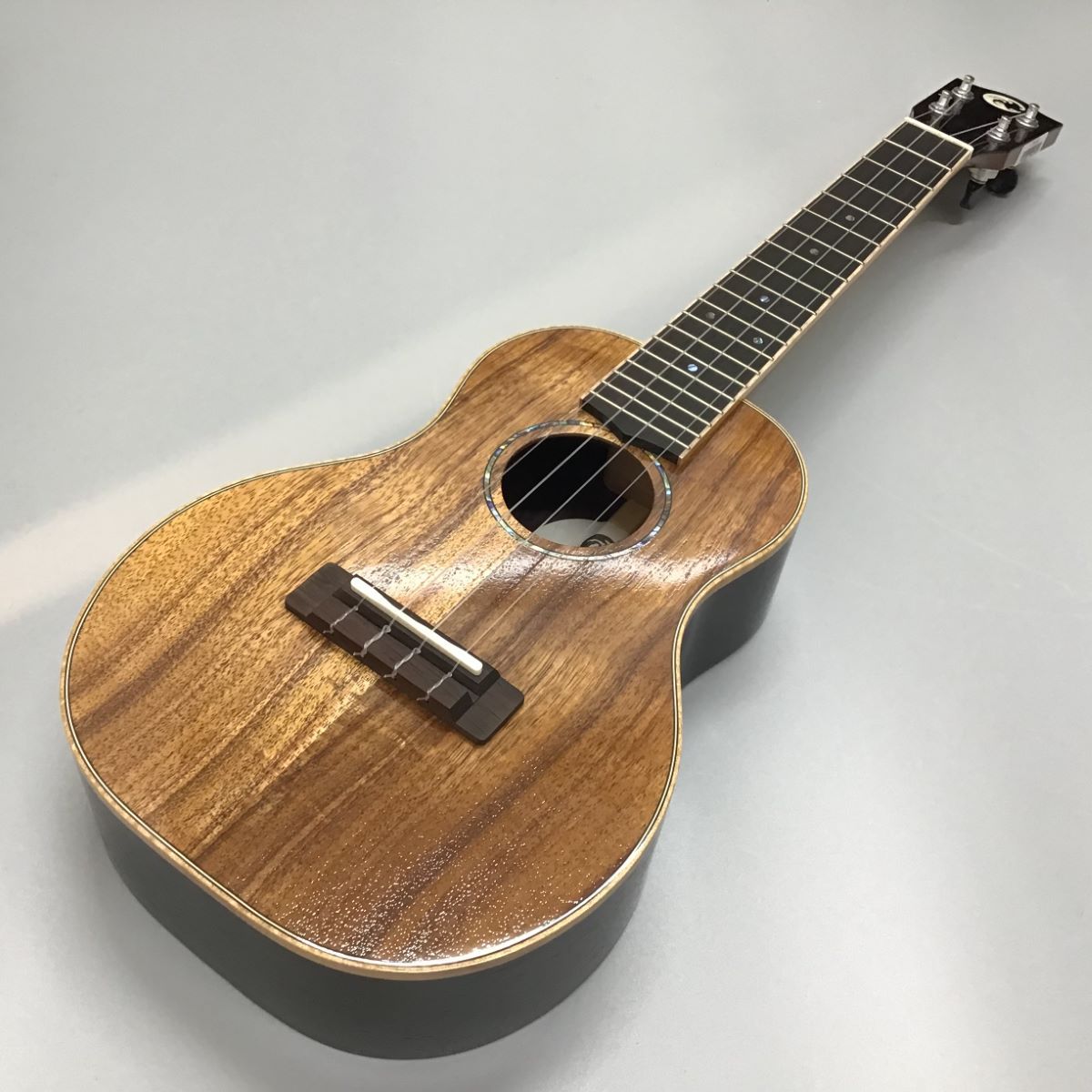 コンサートウクレレCOTONE CC602C Natural