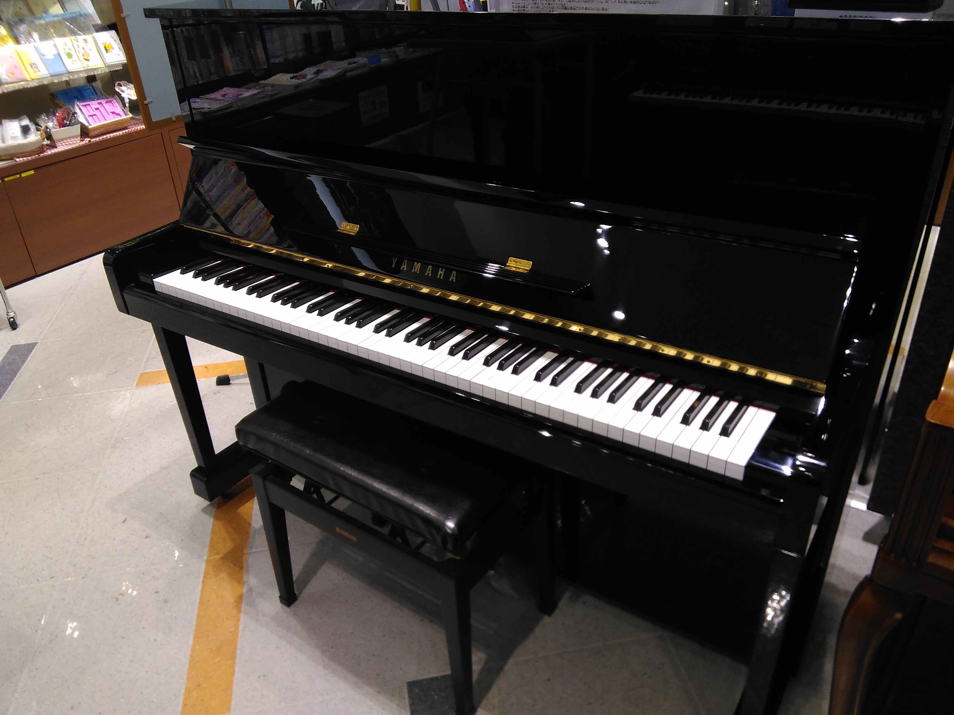 YAMAHA中古U10BL