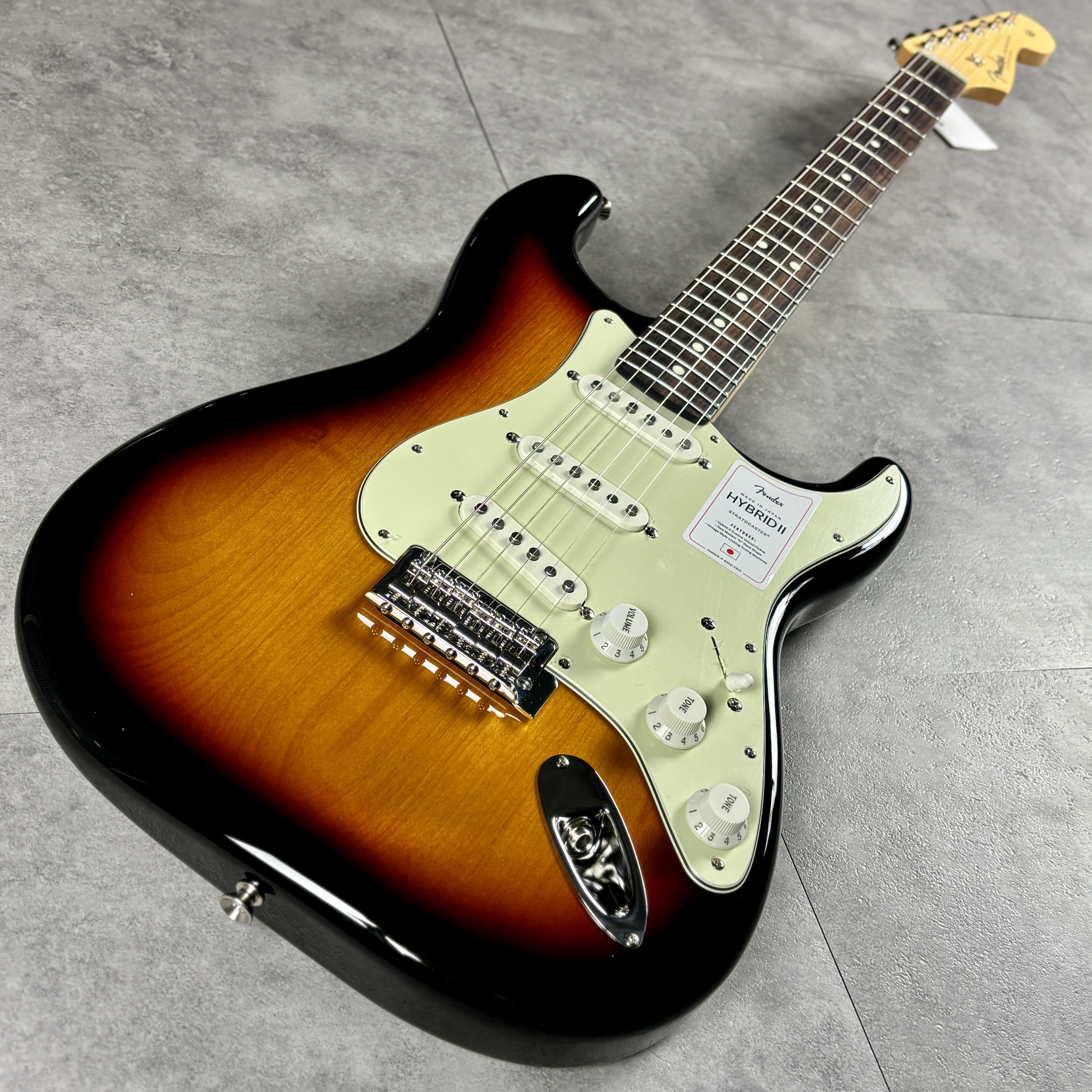 FenderMade in Japan Hybrid II Stratocaster