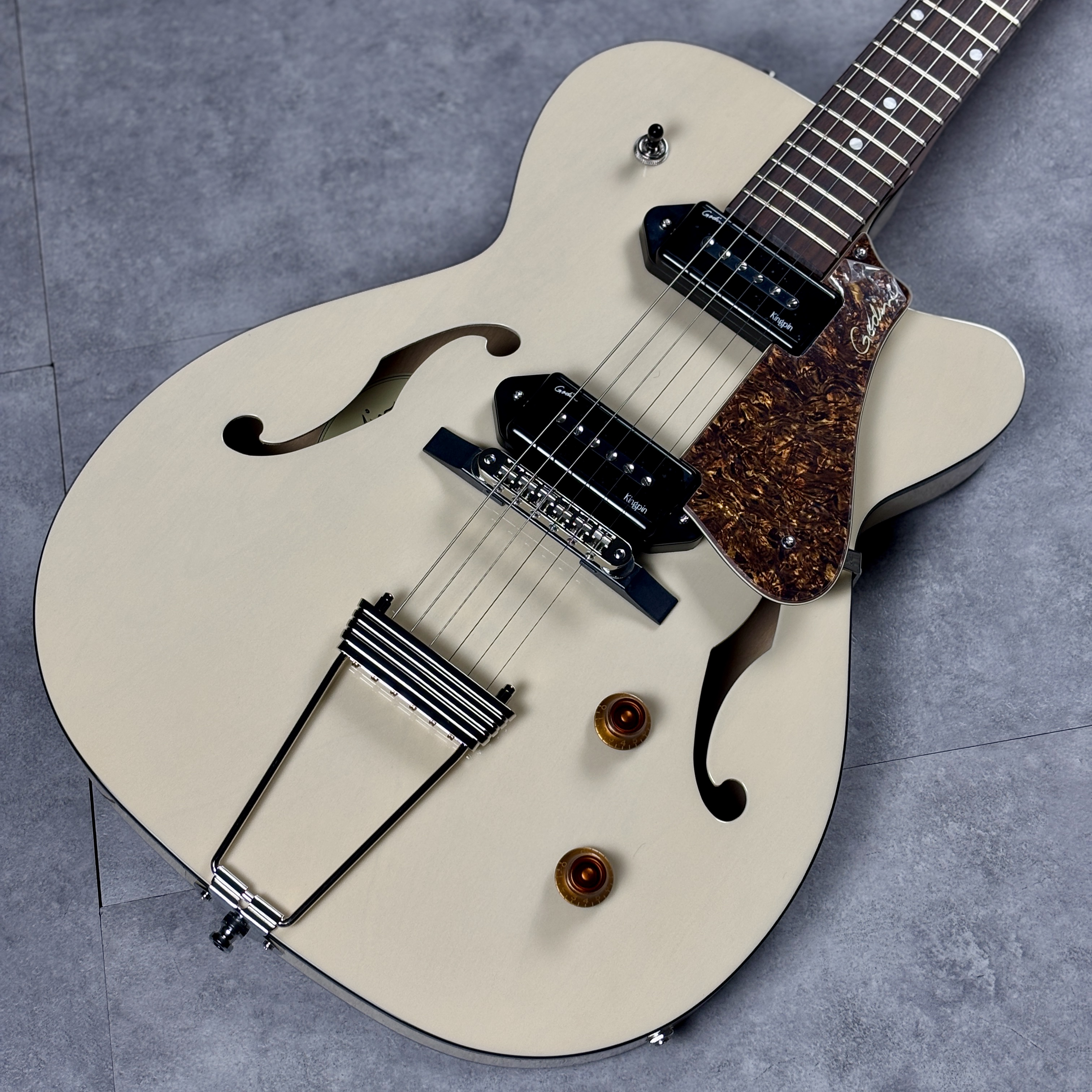Godin5th Ave TL Kingpin P90 (Trans Cream HG)