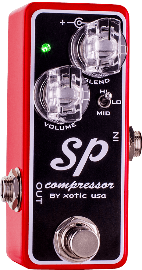 シンプル設計で使いやすいコンプレッサーペダル。ボリュームコントロールと、原音とのミックスバランスを変更できるブレンドの他、コンプノかかり具合を変更可能な3ウェイスイッチも搭載しています。