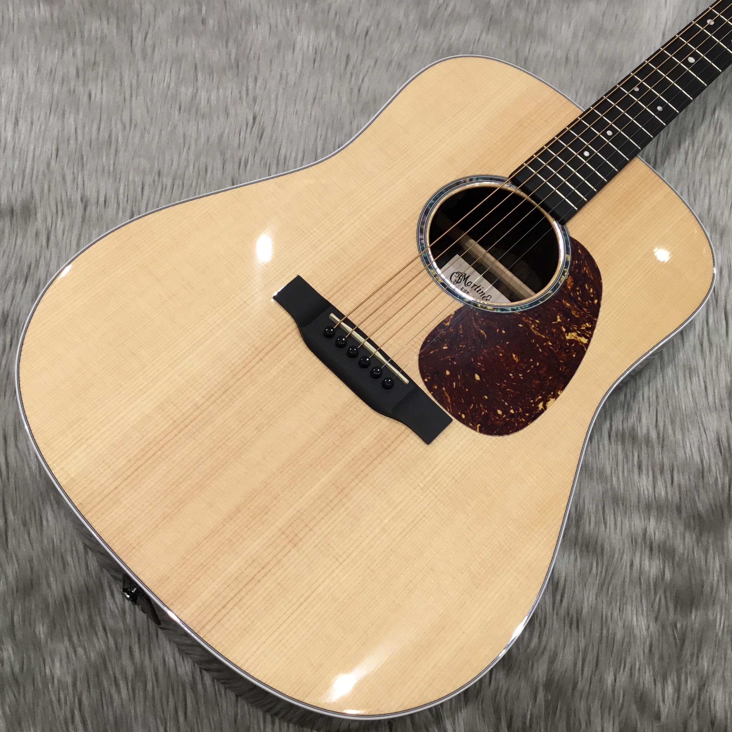 【アコースティックギター】Martin D-13E-01 ZIRICOTE NAT をご紹介！