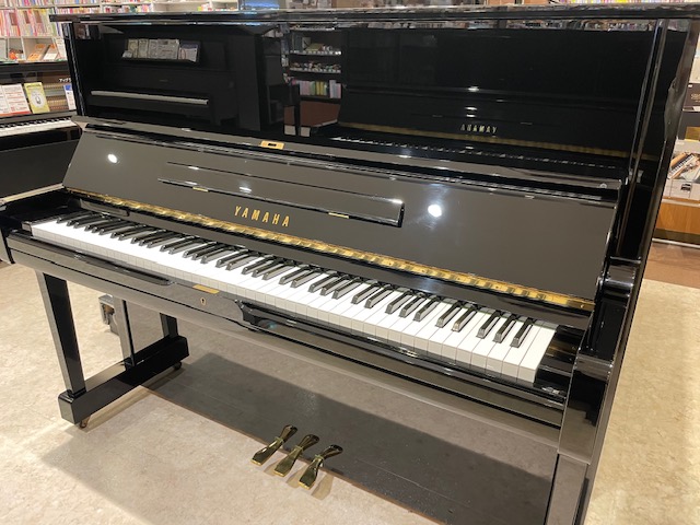 中古アップライトピアノ【ご成約済み】YAMAHA　U1A【ご成約済み】