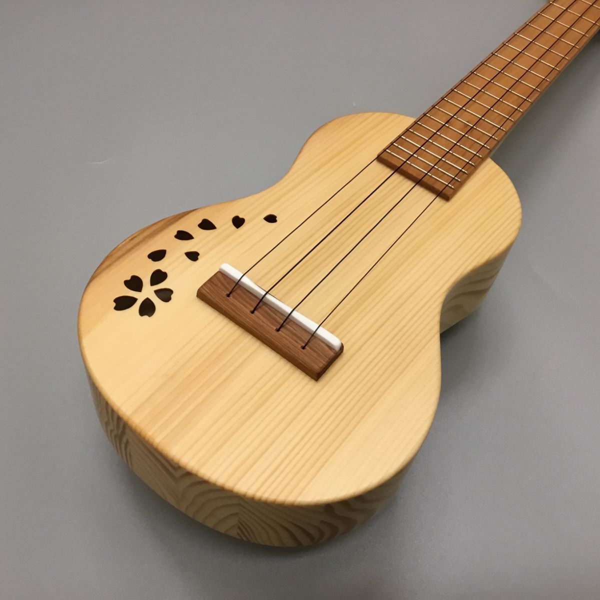 QUIAM Throughneck SL-S1Throughneck SL-S1
