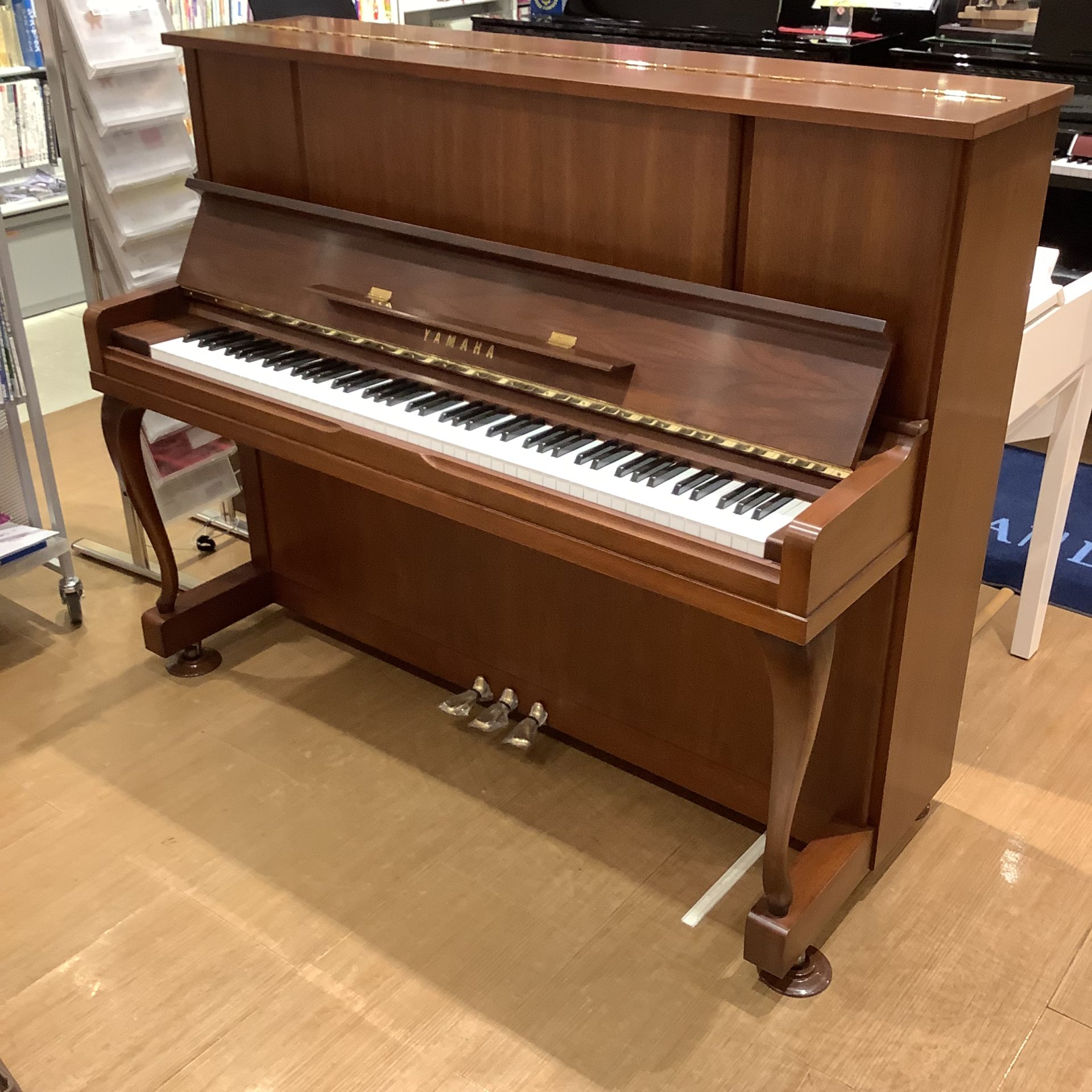 中古アップライトYAMAHA　UX10WnC