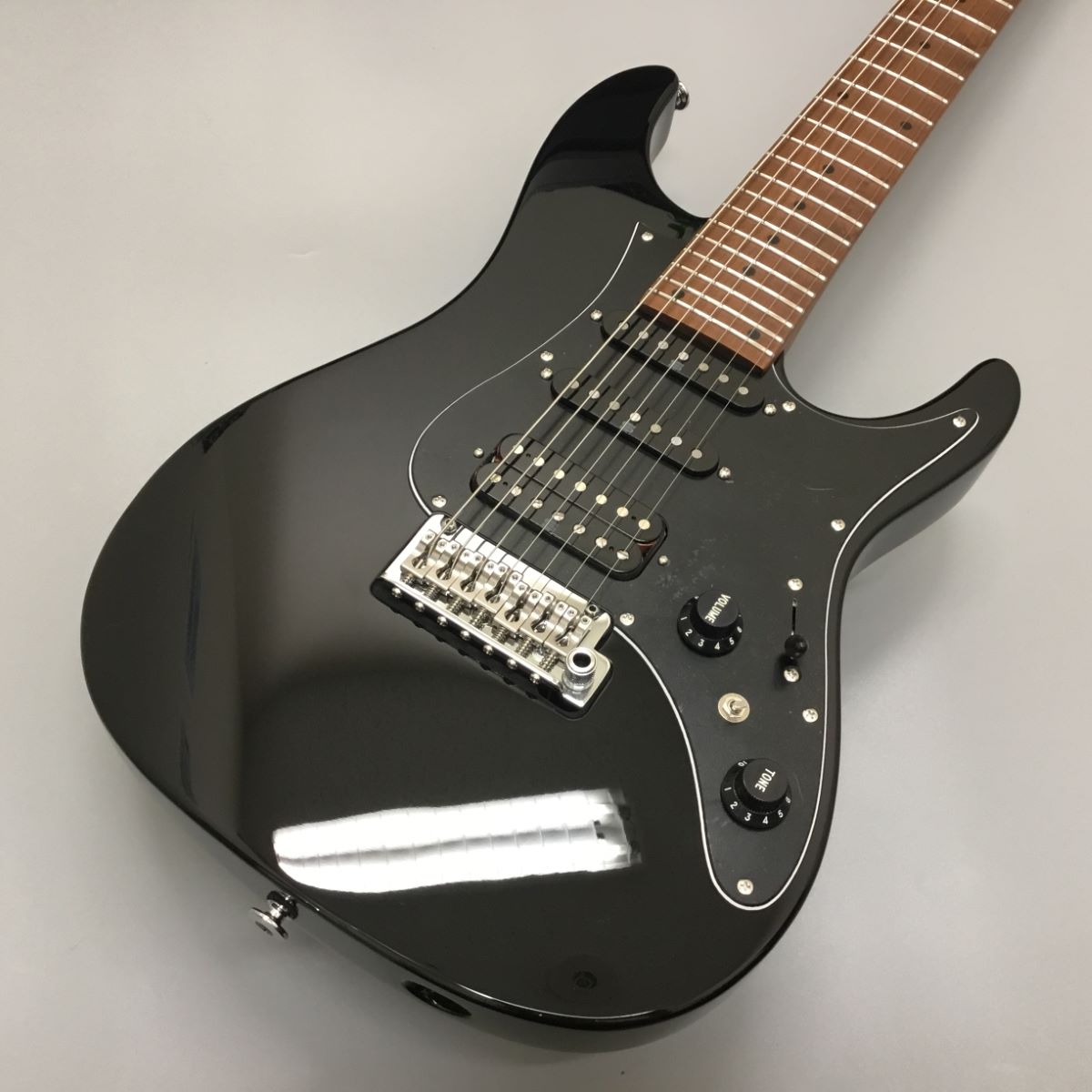 Ibanez AZ24047Ibanez AZ24047 Black