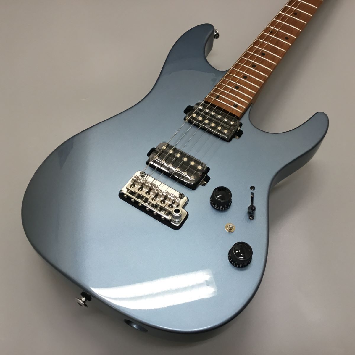 Ibanez AZ2402AZ2402 Ice Blue Metallic