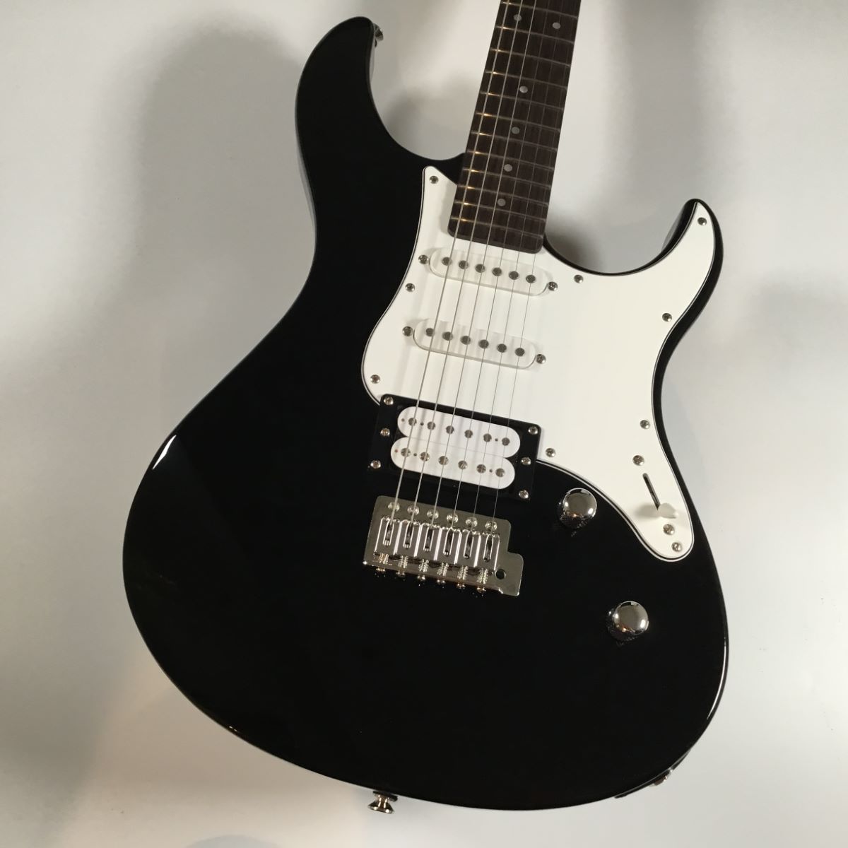 YAMAHA PACIFICA112VPACIFICA112V　BL